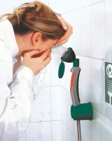 Hand-Augendusche mit 1 Brausekopf 45°, grau/grün, Wand-/Tischmontage, BR 713025, DVGW