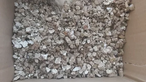 Vermiculit Puffer- und Füllmaterial für Verpackungen, Körnung 0-6 mm, 100 Liter Papiersack